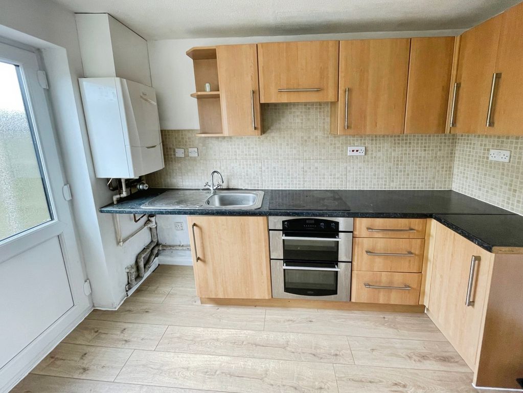 Property photo 3 of 10 Picture No. 02