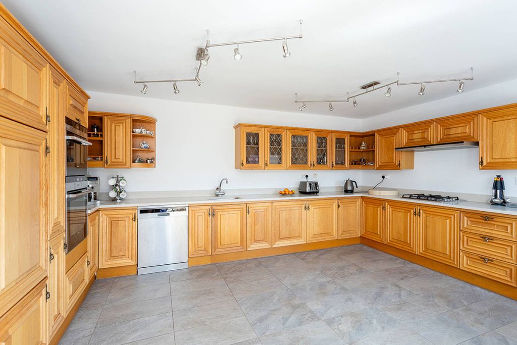 Additional image 7 of 4 bed villa for saleKinnell, Arbroath DD11
