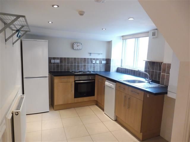 Property photo 2 of 5 Kitchen.Jpg