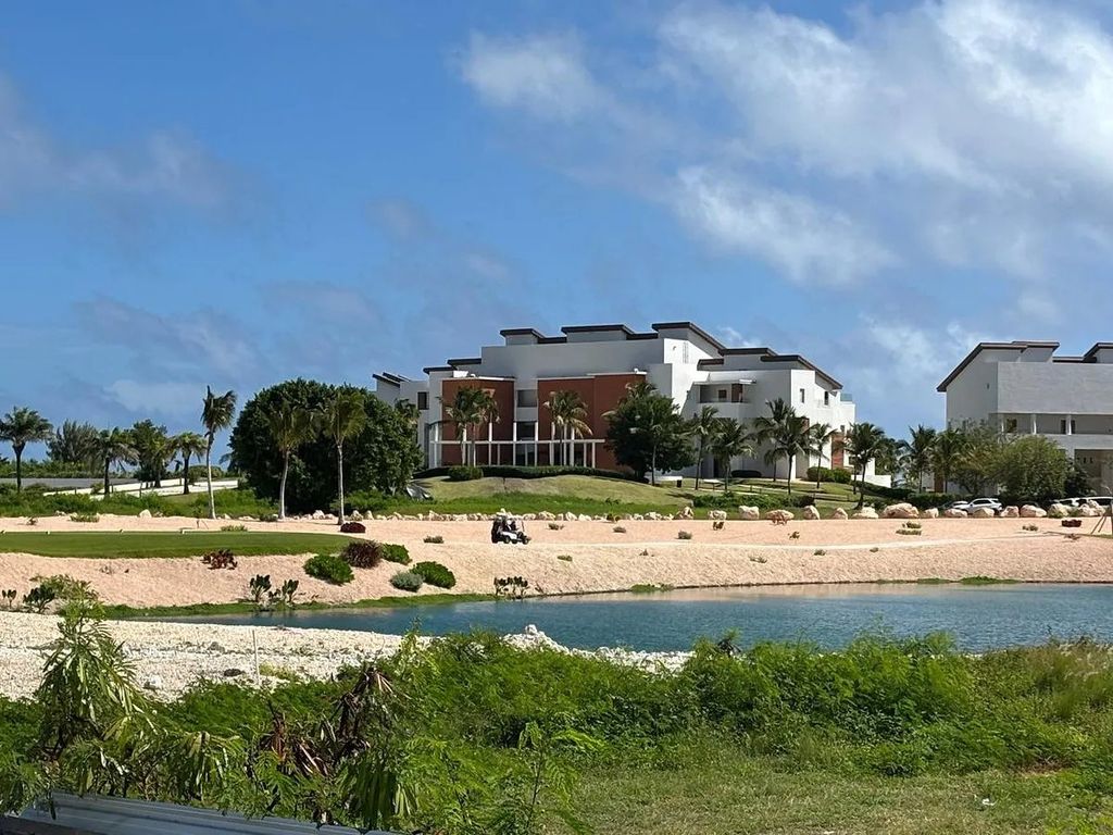 Property photo 2 of 35