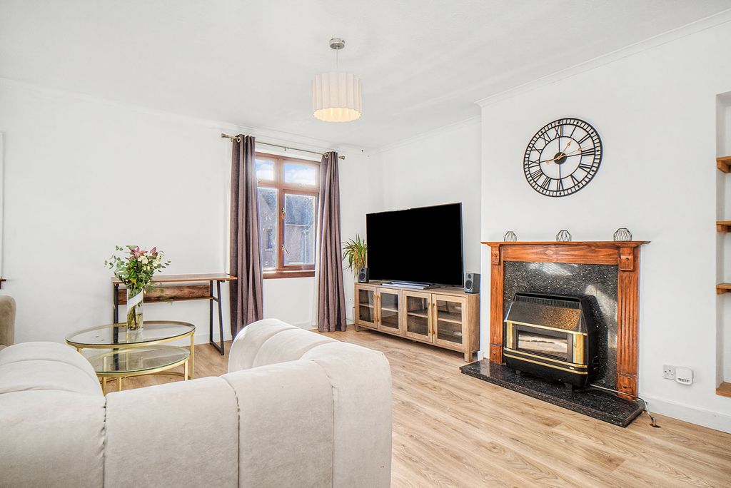 Property photo 2 of 13 Property Image 2