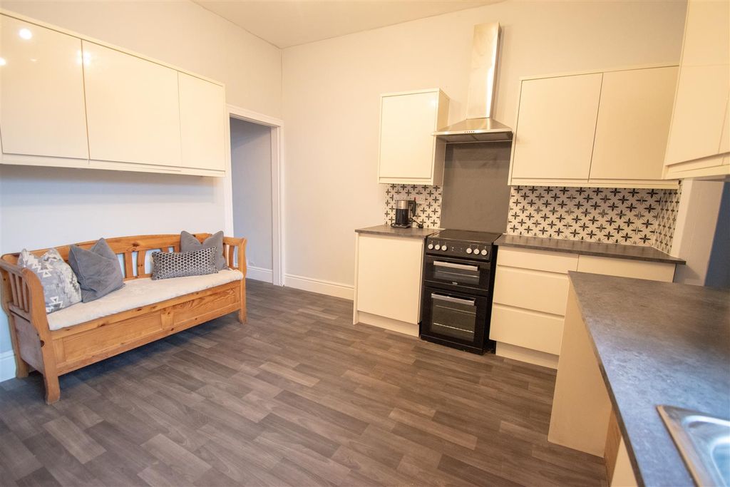 Property photo 2 of 10 Photo 10-03-2026, 14 03 08.Jpg