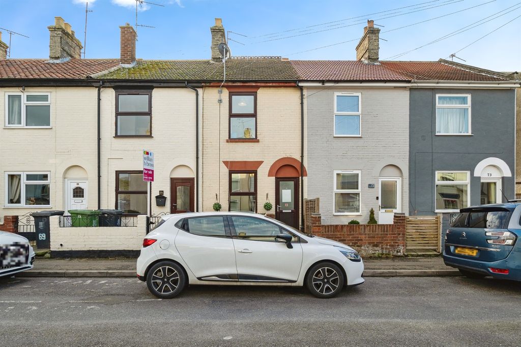 Property photo 1 of 15