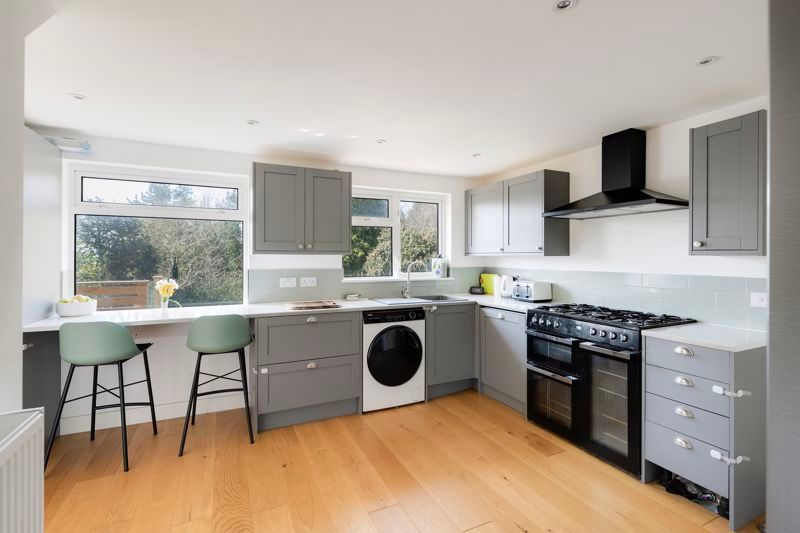 Property photo 3 of 22 Photo 12