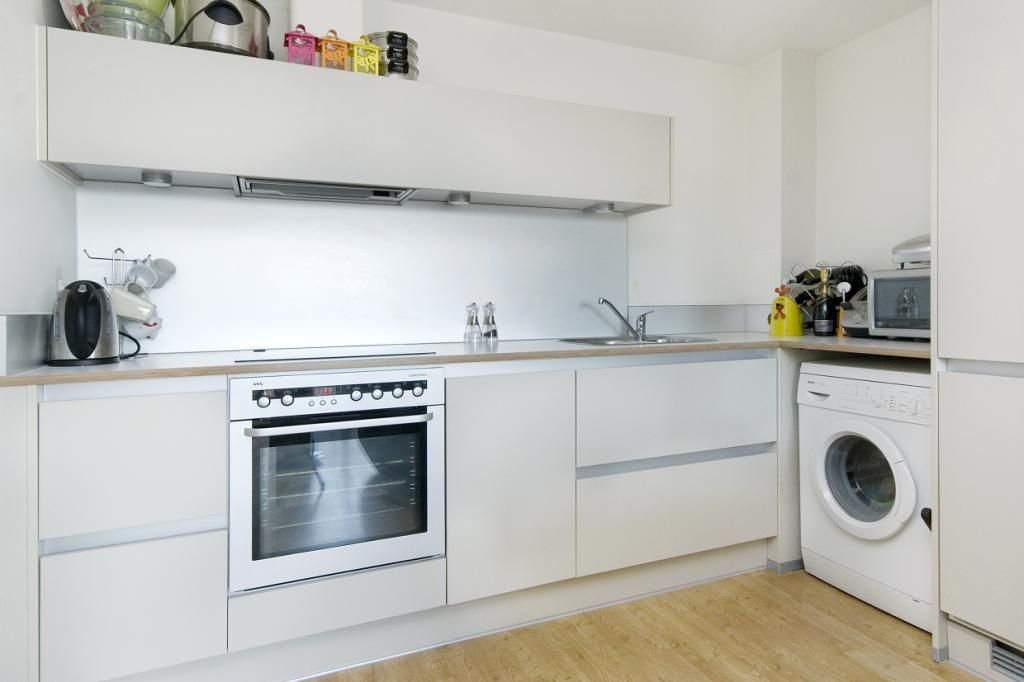 Property photo 2 of 4 Kitchen