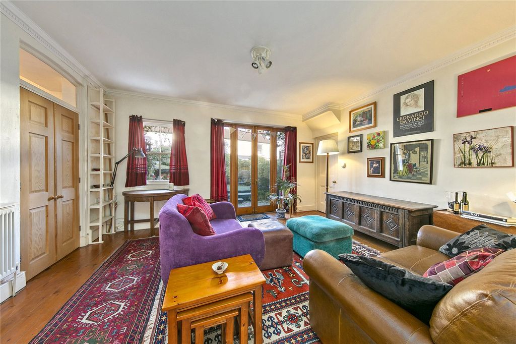 Property photo 2 of 11 Picture No. 03