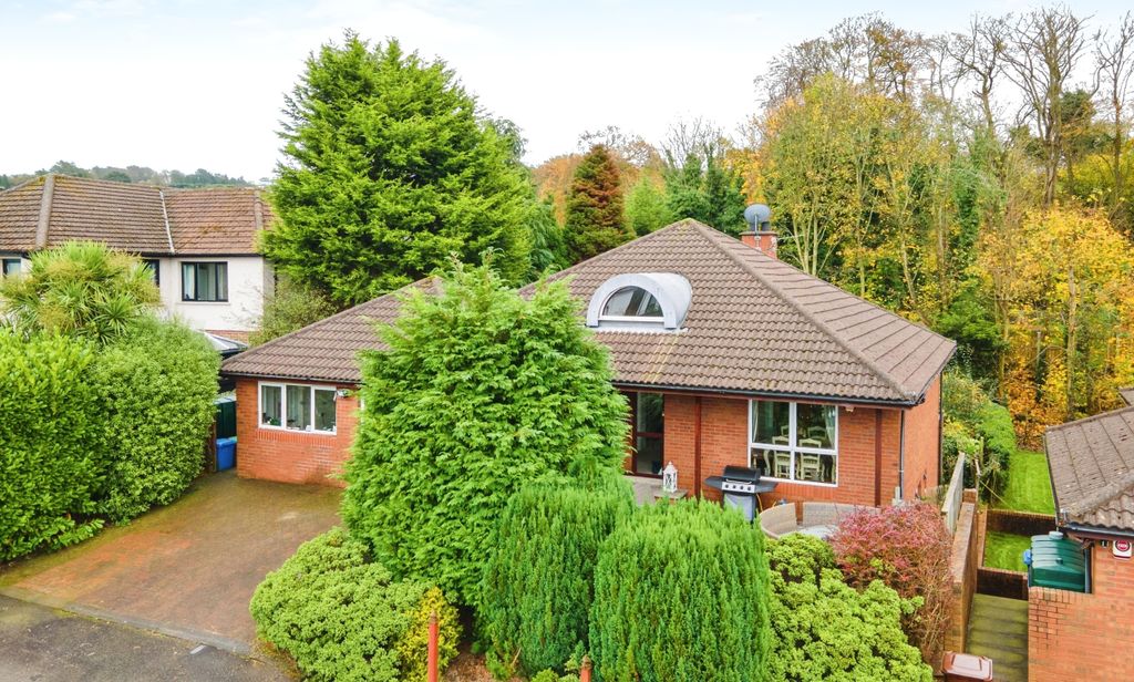 Property photo 2 of 39 Dae1Ea0B-0006