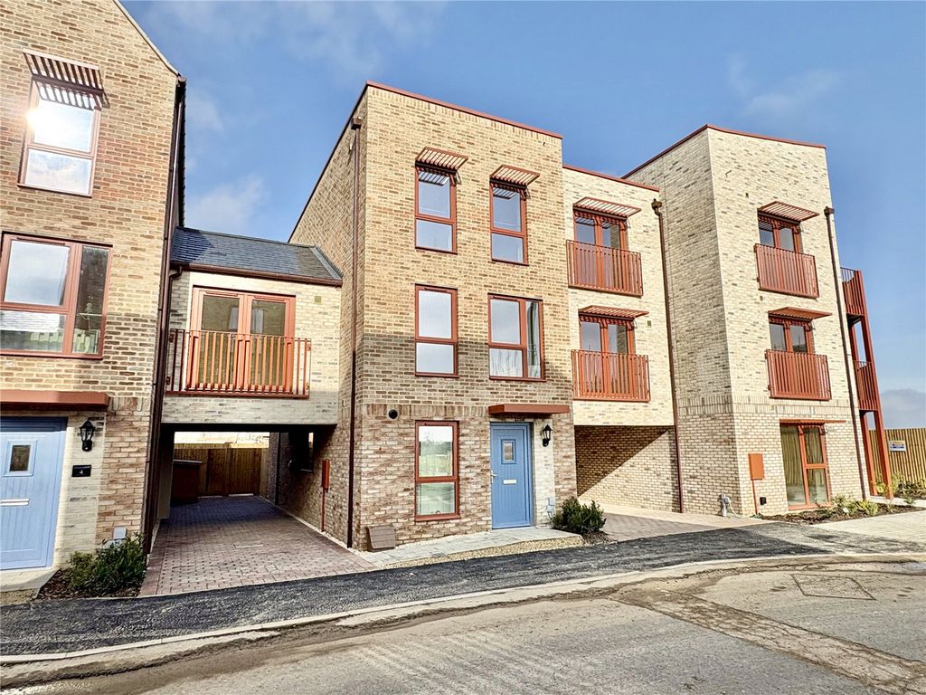 Property photo 1 of 8 Picture No. 01