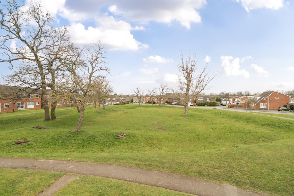 Property photo 2 of 8 1261828 (9)