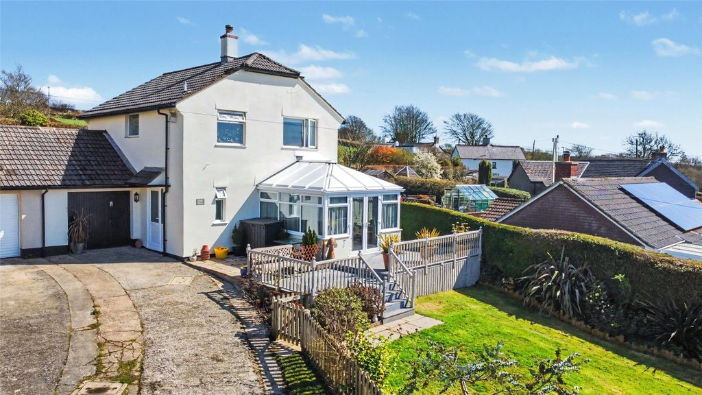 Property photo 1 of 16 Picture No. 02