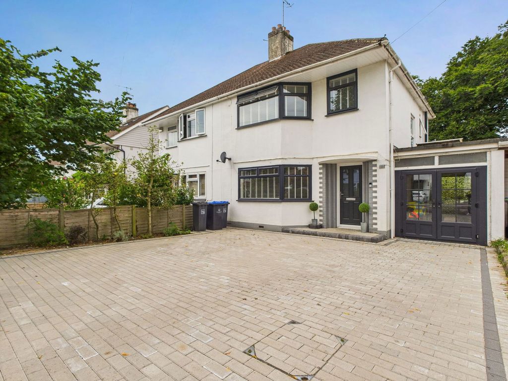 Property photo 1 of 27