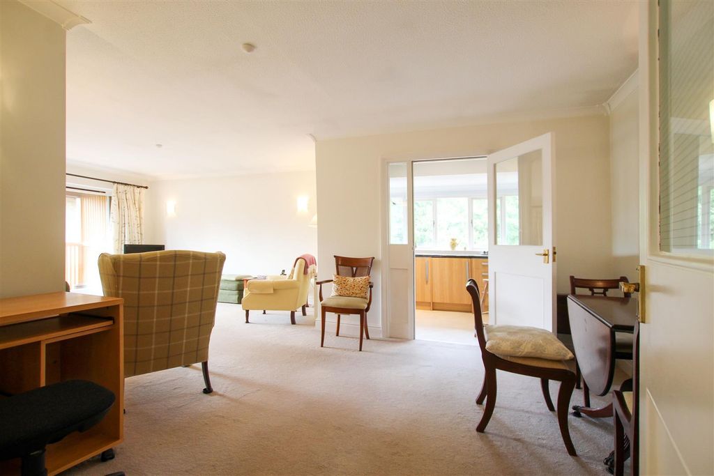 Property photo 2 of 15 Img_6838.Jpg