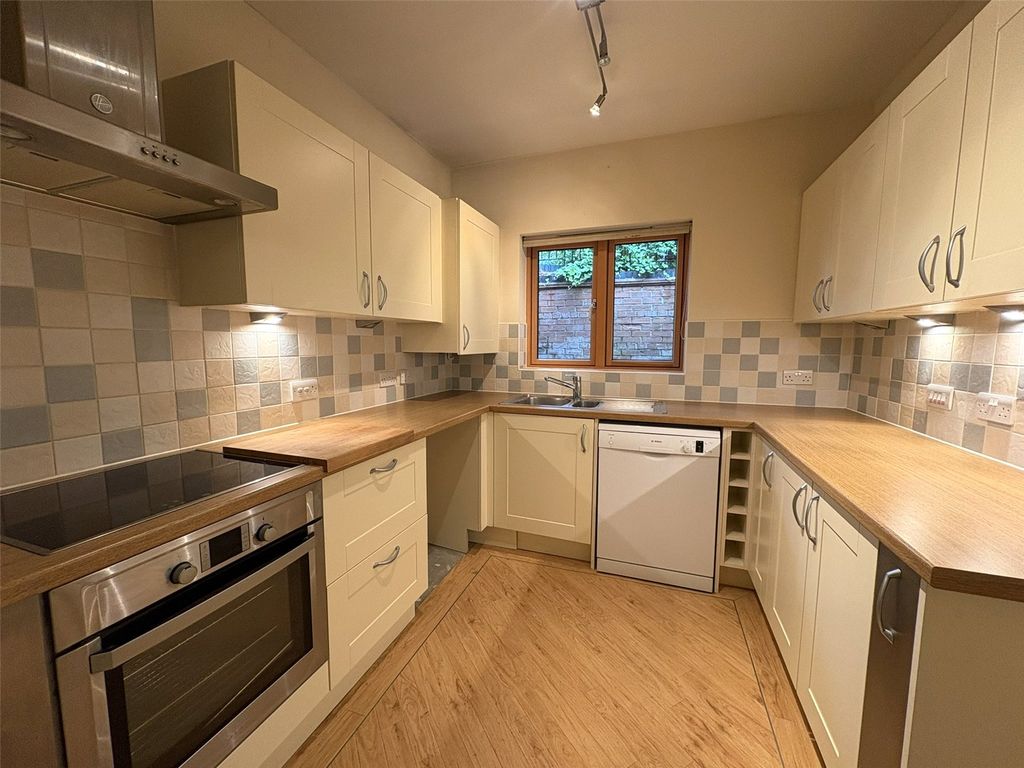 Property photo 3 of 13 Picture No. 19
