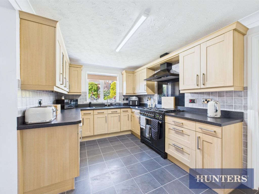 Property photo 3 of 20 Cam05333G0-Pr0085-Still025.Jpg