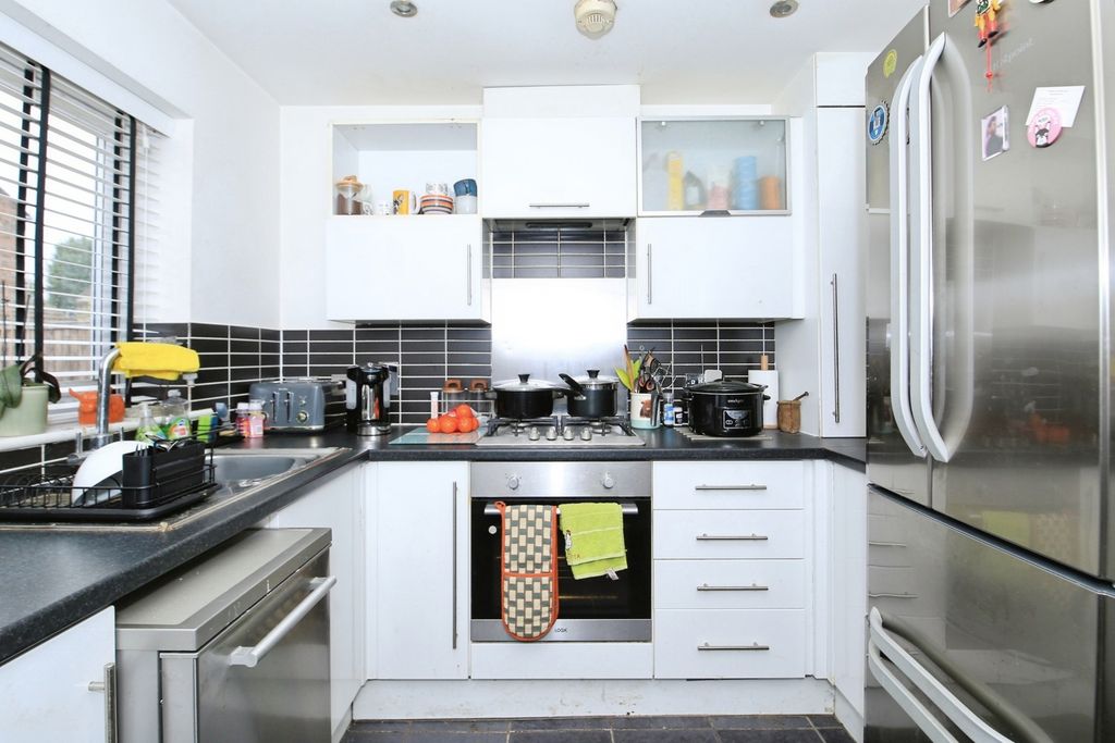 Property photo 3 of 16 Pbox-Img.Jpg