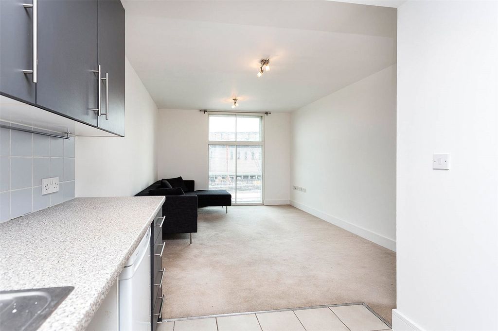 Property photo 3 of 13 Picture No. 05