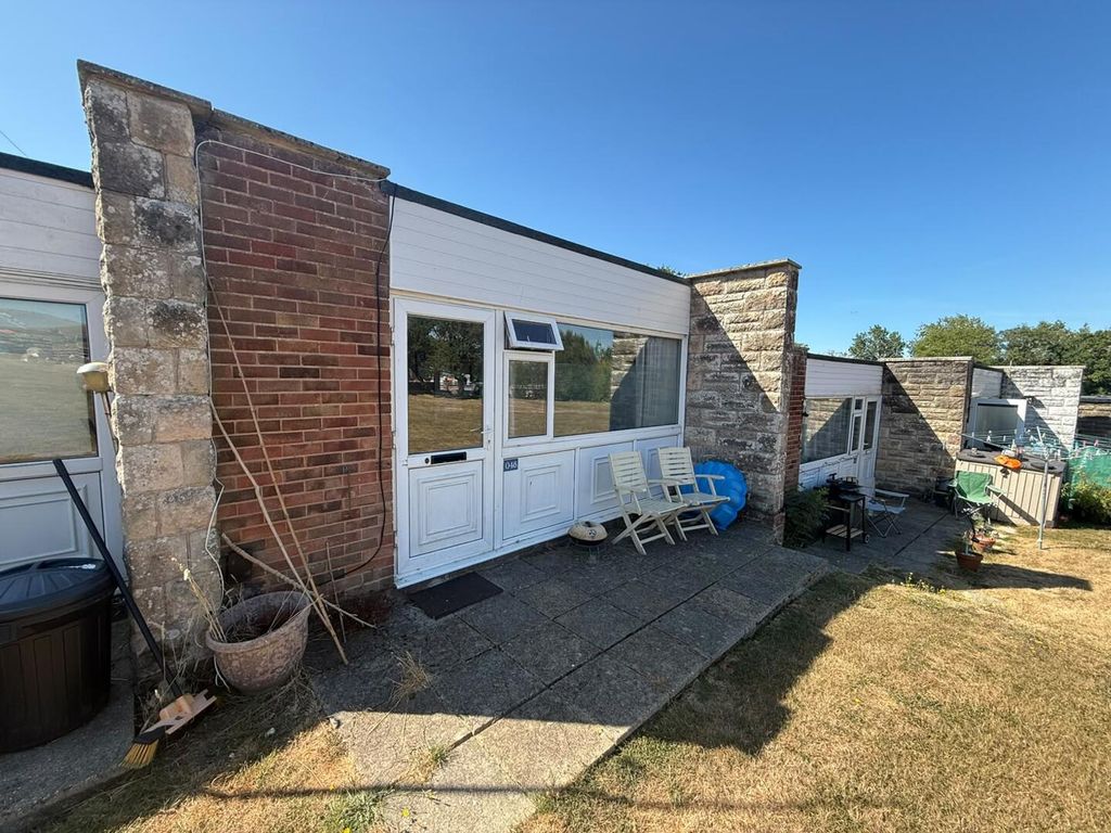 Property photo 1 of 6 Exterior