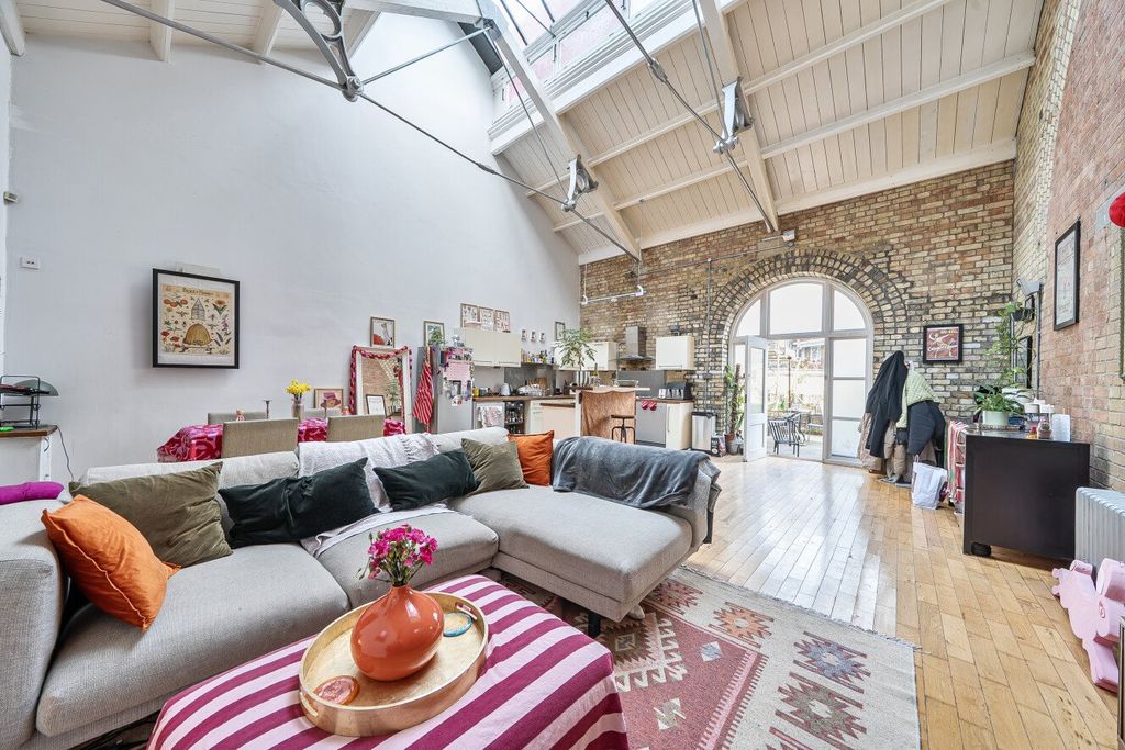 Property photo 1 of 30 Picture No. 34