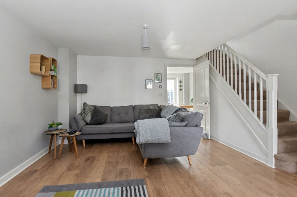 Property photo 2 of 11 Picture No. 05