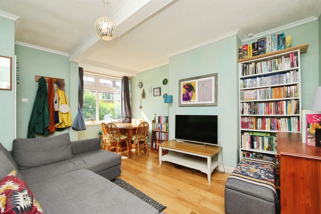 Property photo 2 of 12