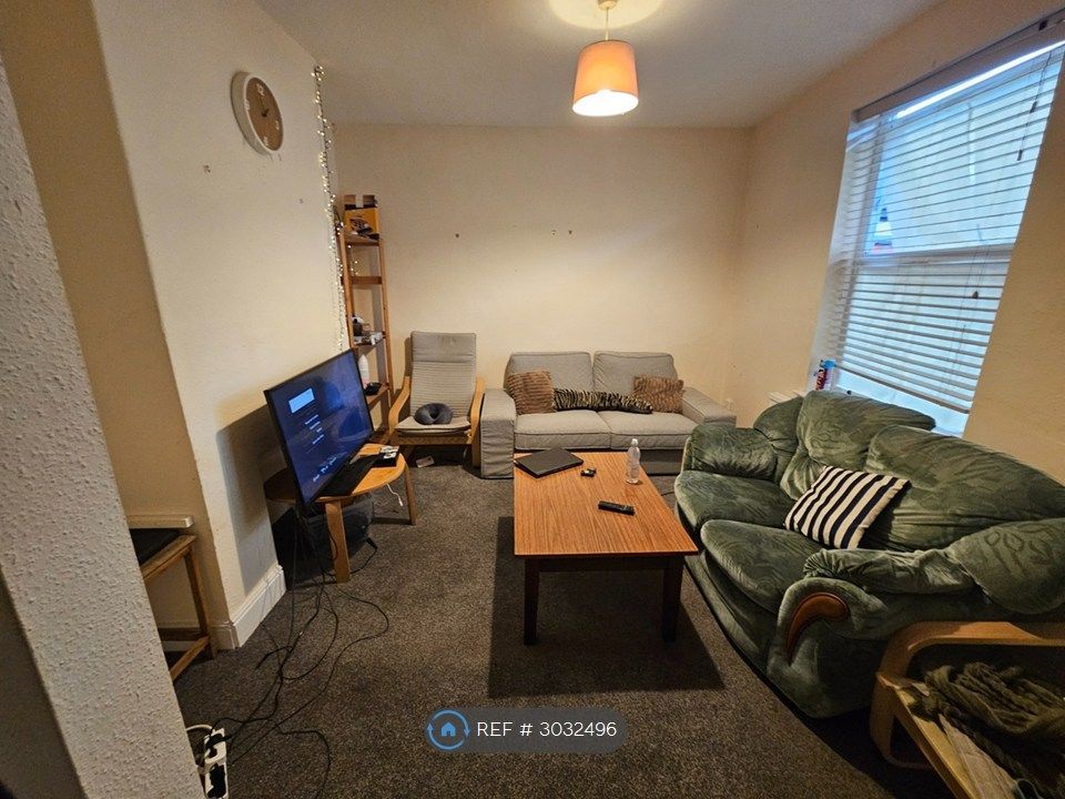 Property photo 1 of 5 Lounge