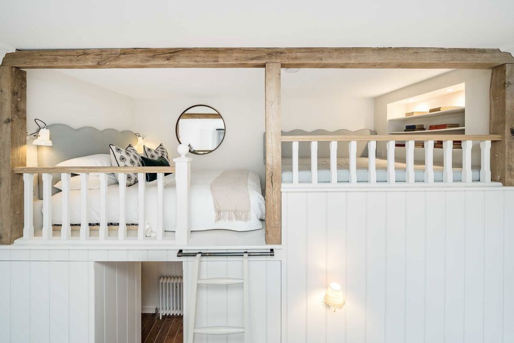 Property photo 3 of 7