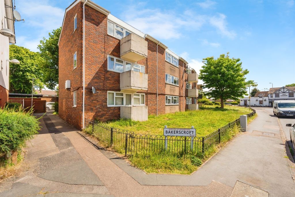 Property photo 1 of 12
