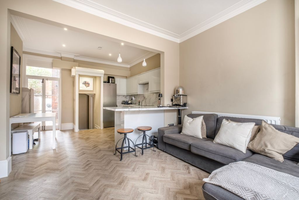 Property photo 1 of 13 1