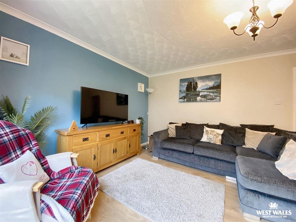 Property photo 3 of 25 Img_1814.Jpg