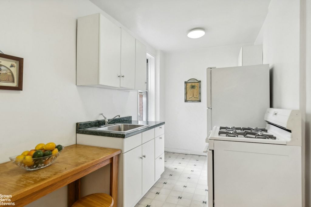 Property photo 3 of 7 <Alttext/>