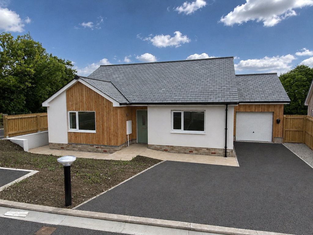 Property photo 1 of 6 1 - Picture No. 01