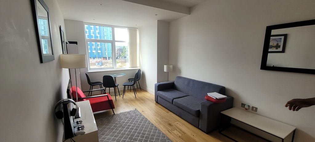 Property photo 3 of 6