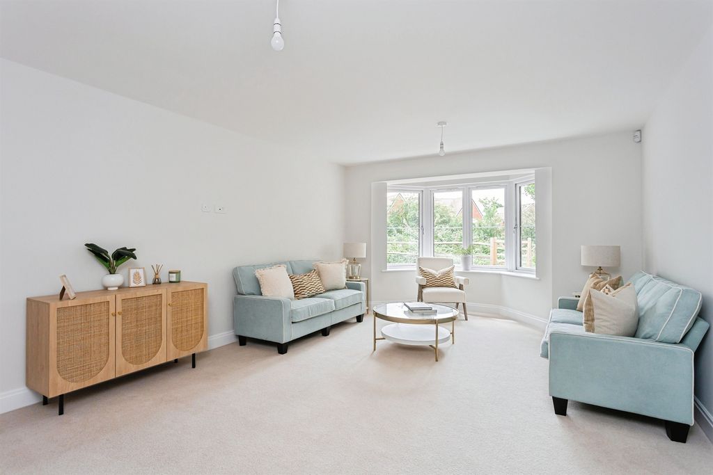 Property photo 2 of 7