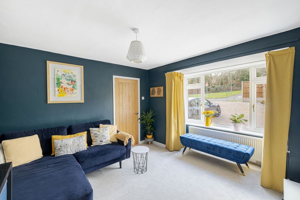 Property photo 3 of 23