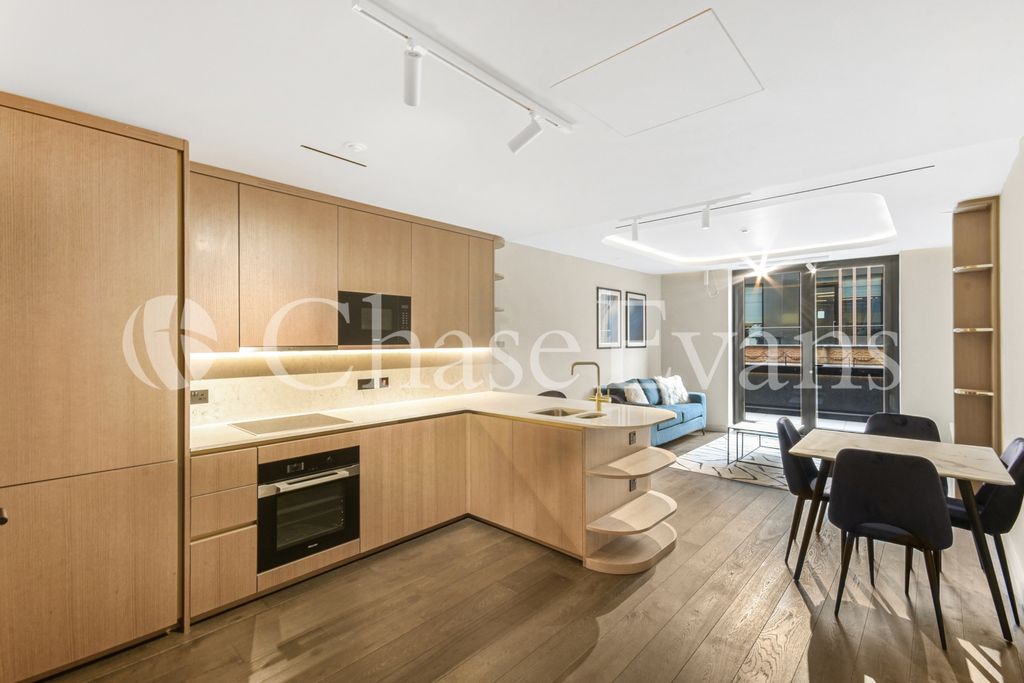 Property photo 2 of 14 Kitchen