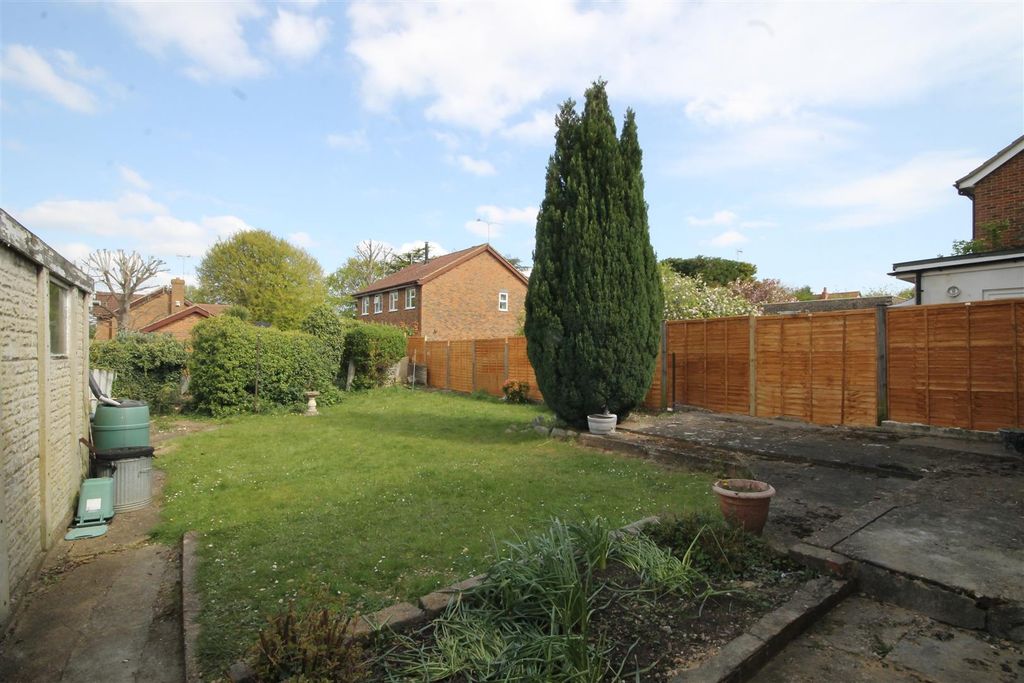 Property photo 2 of 8 .Garden.Jpg