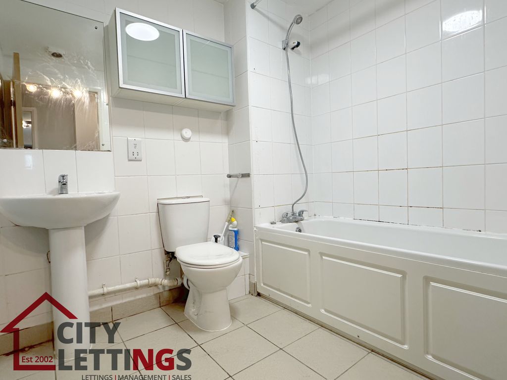 Property photo 3 of 14 Img_8862