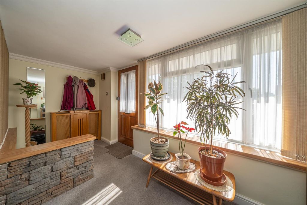 Property photo 2 of 24 10-Church-Croft-01066.Jpg