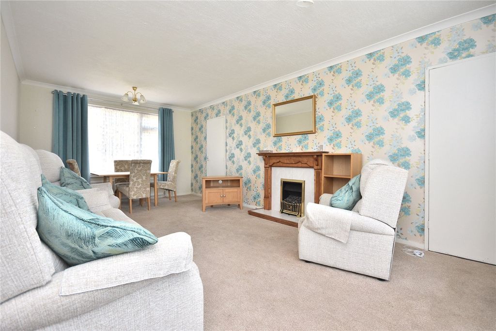 Property photo 2 of 20 Picture No. 09