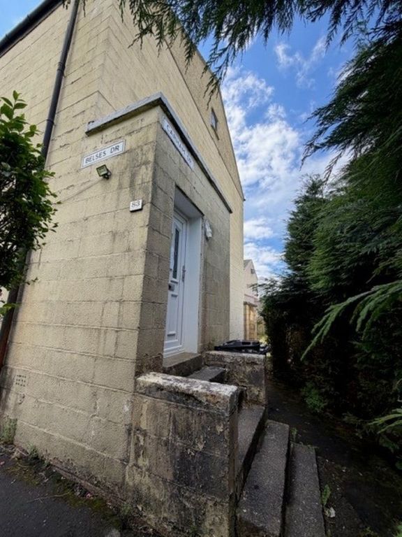 Property photo 1 of 10