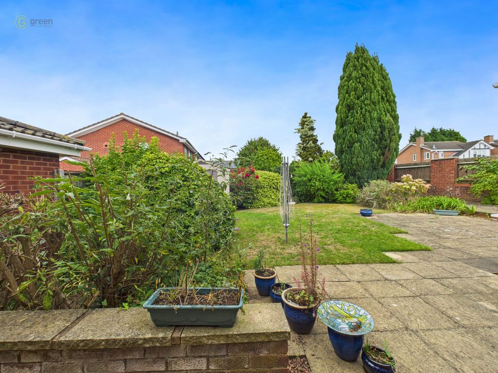 Property photo 2 of 26