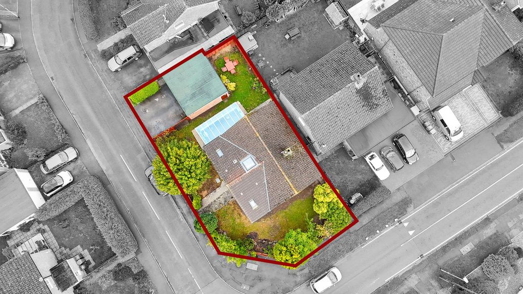 Property photo 1 of 30 Free Valuation