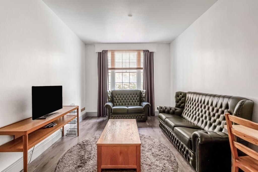 Property photo 3 of 10 Wmremove-Transformed (1).Jpeg