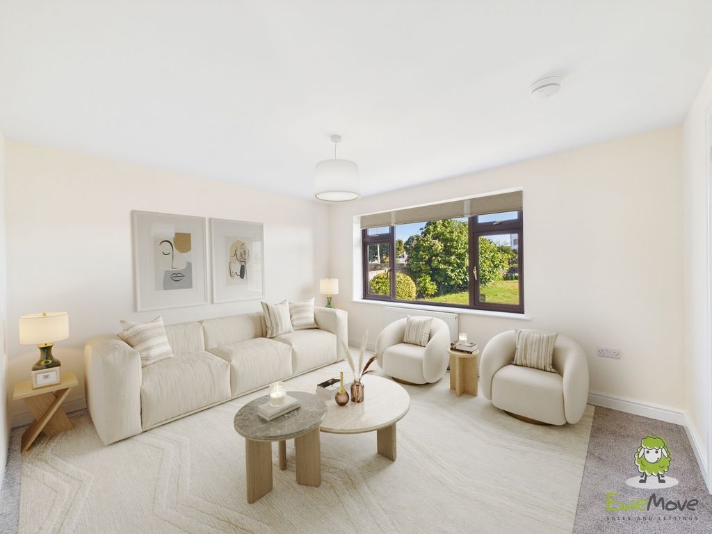 Property photo 2 of 14 2A3c55Ac30B442F4Ac3F5A9F64A38141_80_Cam02463G0-Pr0