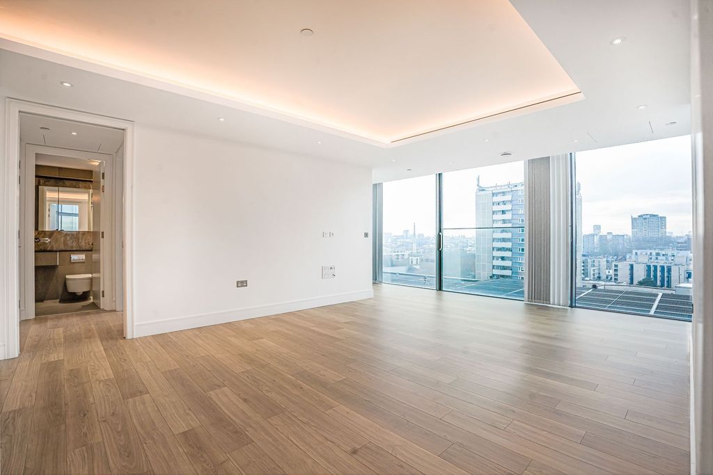 Property photo 2 of 29