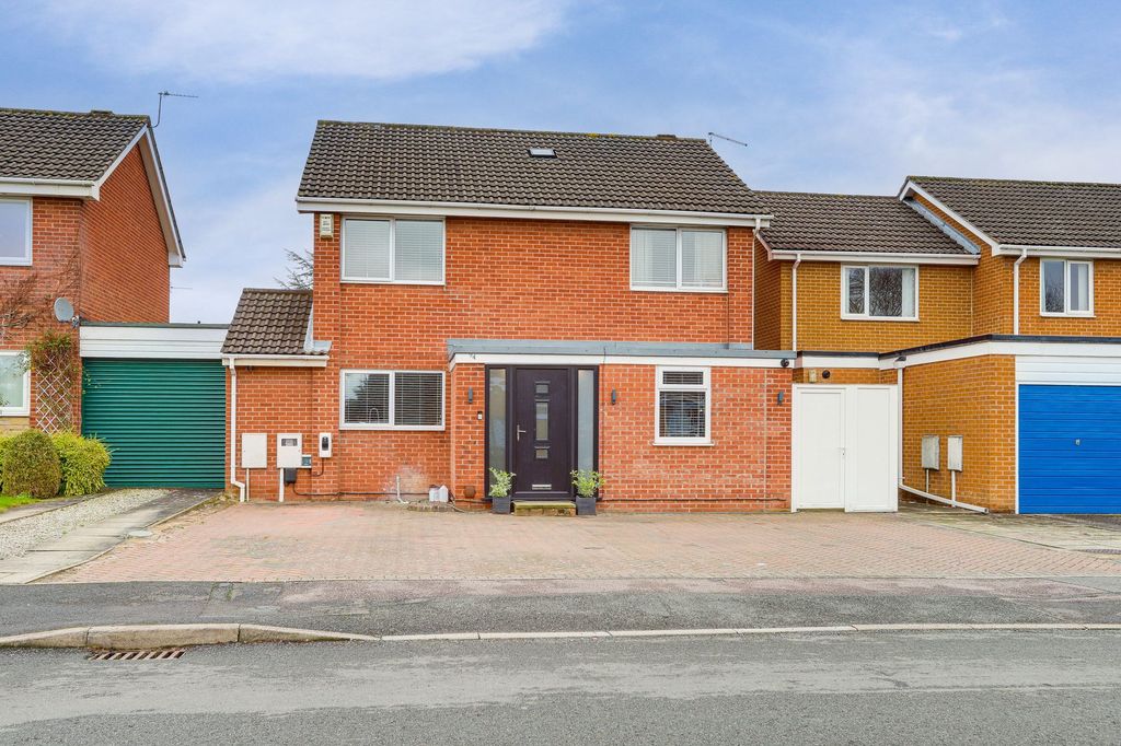 Property photo 1 of 21