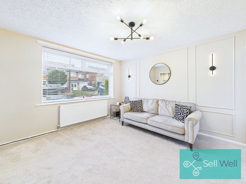 Property photo 2 of 25 Lounge