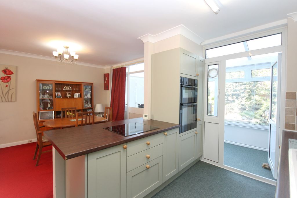 Property photo 2 of 15