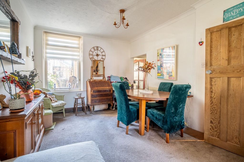 Property photo 3 of 10 Gt-8.Jpg