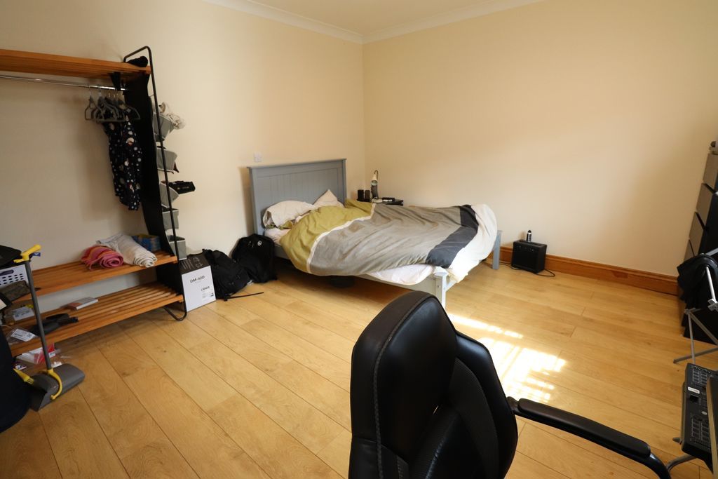 Property photo 3 of 10 Photo 1